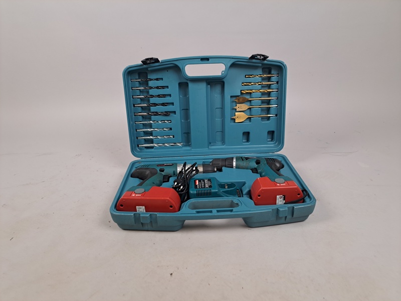 Verktygsset, Skruvdragare & slagborr Makita 6347 DWDE