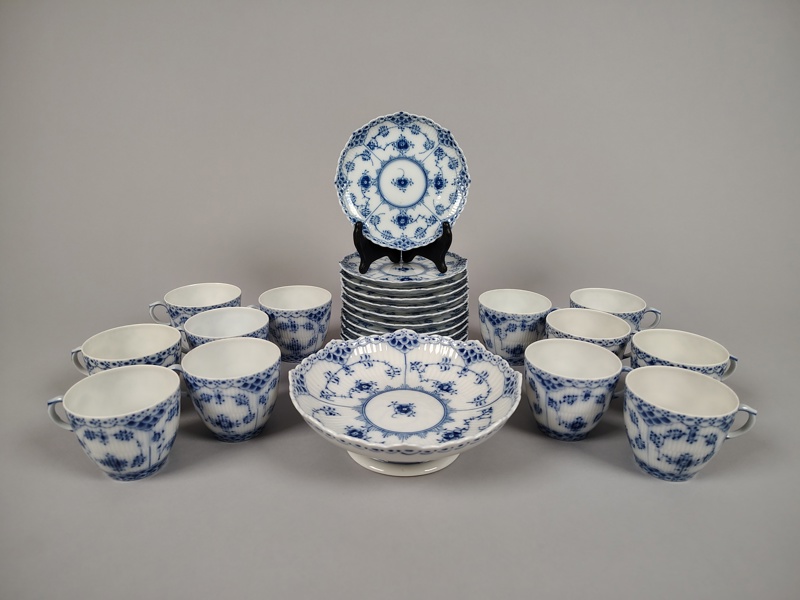 Kaffeservis, "Musselmalet" halvblond Royal Copenhagen Danmark