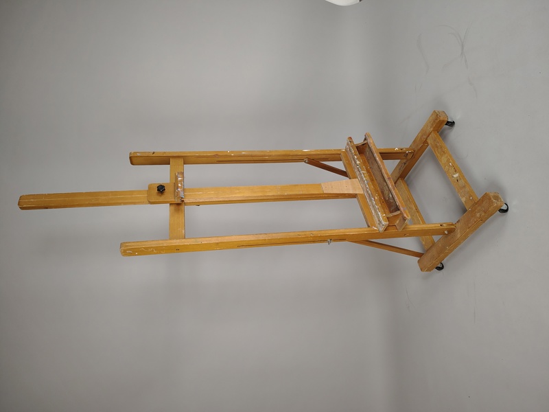 Staffli, höj-/sänkbar