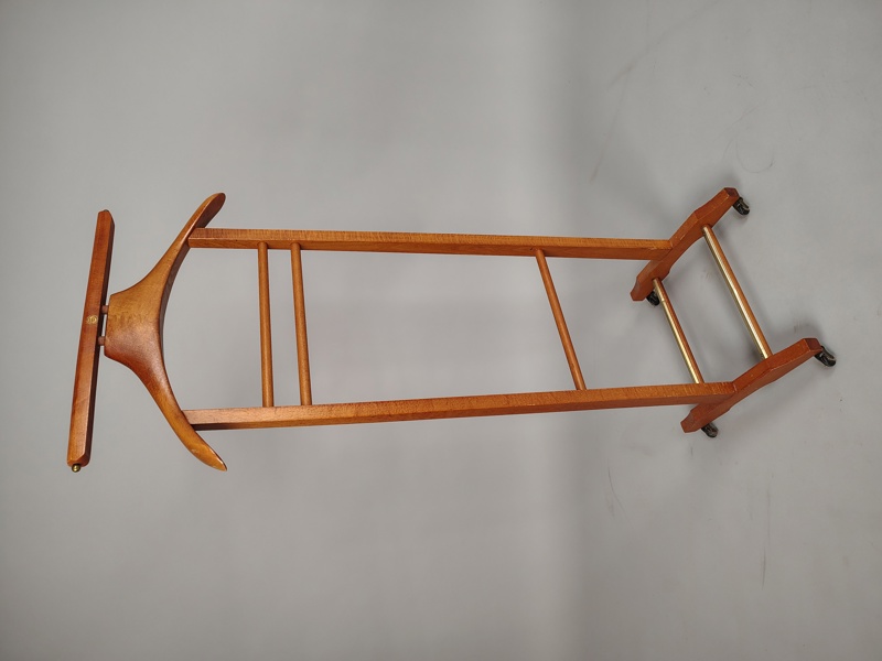 Herrbetjänt, Brevettato, Italien