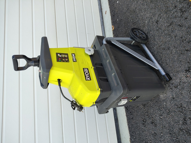 Kompostkvarn, Royobi