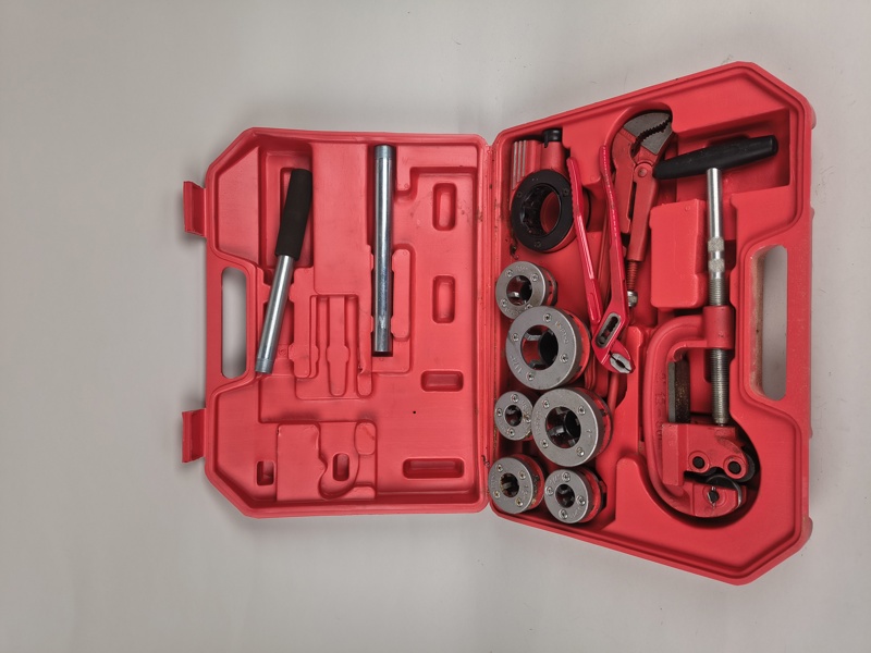 Rörgängsats, Hard Head