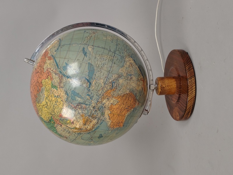 Jordglobslampa, glas