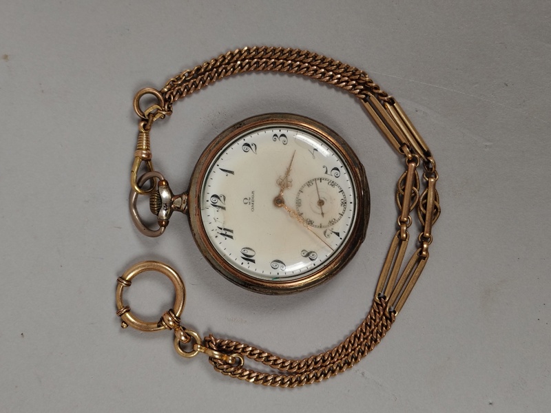 Fickur, Omega, Boett i silver