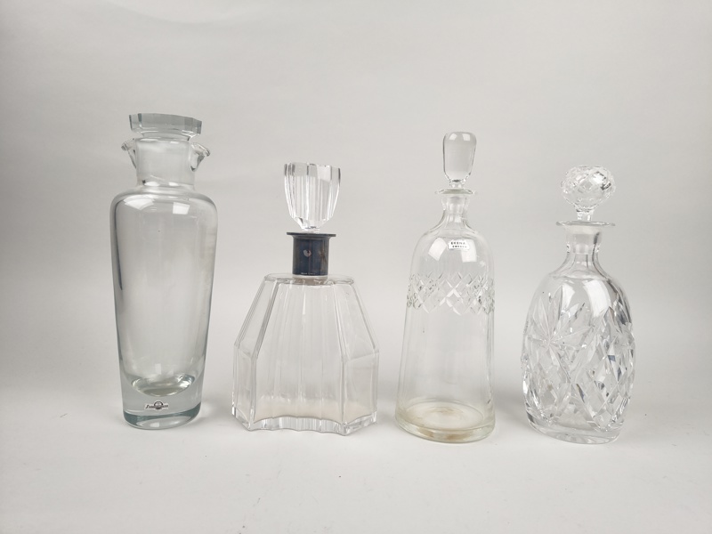 Karaffer 4 st bl.a. med silverinlägg