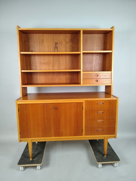 Bokhylla med underskåp, Teak 1960-tal