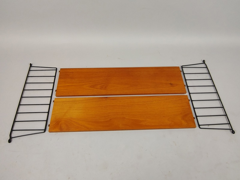 Vägghylla, String-modell teak