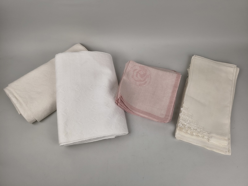 Linneservetter & dukar