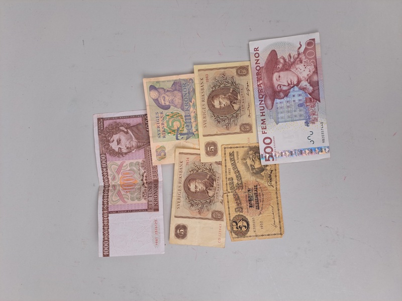 Svenska sedlar bl.a. 1000 kr