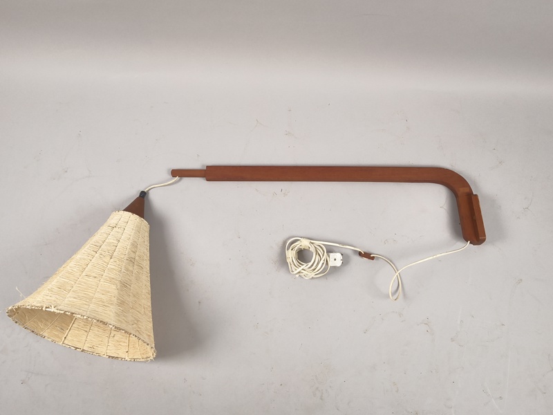 Vägglampa, utdragbar 1950-/1960-tal teak