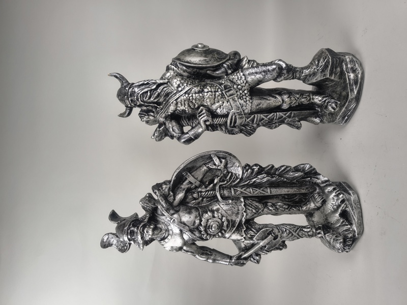 Golvfiguriner 2 st Vikingar