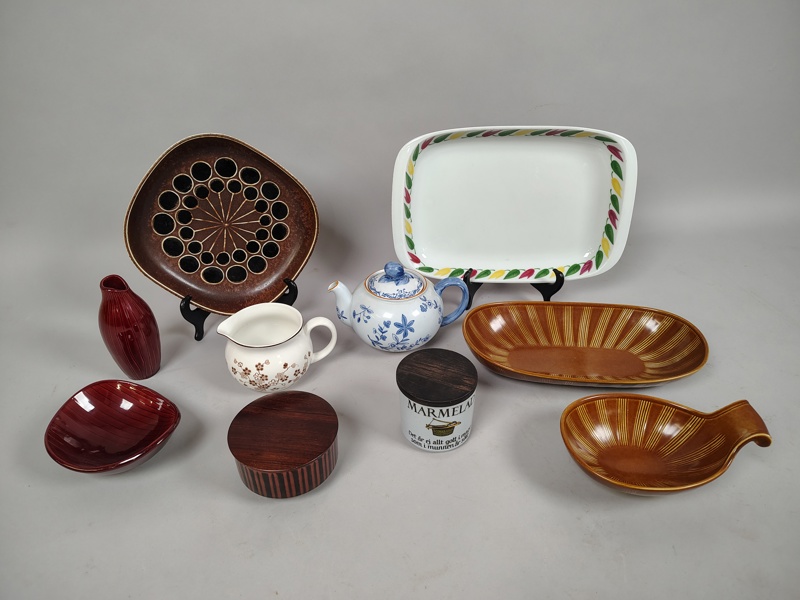 Parti Retro Porslin bl.a. Hertha Bengtsson