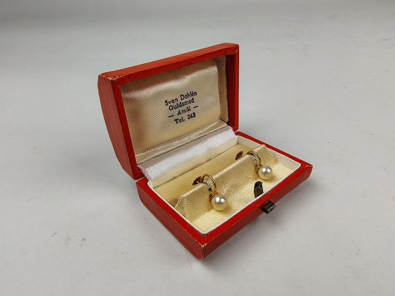 Örhänge, 18 k Guld & Pärlor