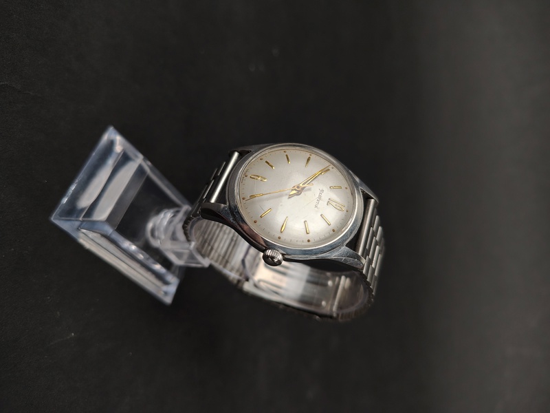 Armbandsur, Helvetia, Manuellt urverk