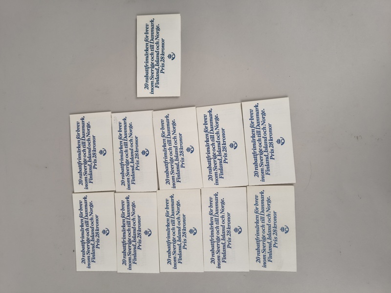 Frimärkshäften / Rabatthäften, 11 st Postfriska