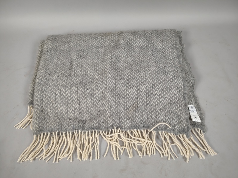 Pläd, Klippan, Lammull