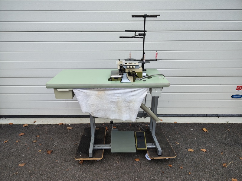 Symaskin, Overlock, Rockwell-Rimoldi S.p.a
