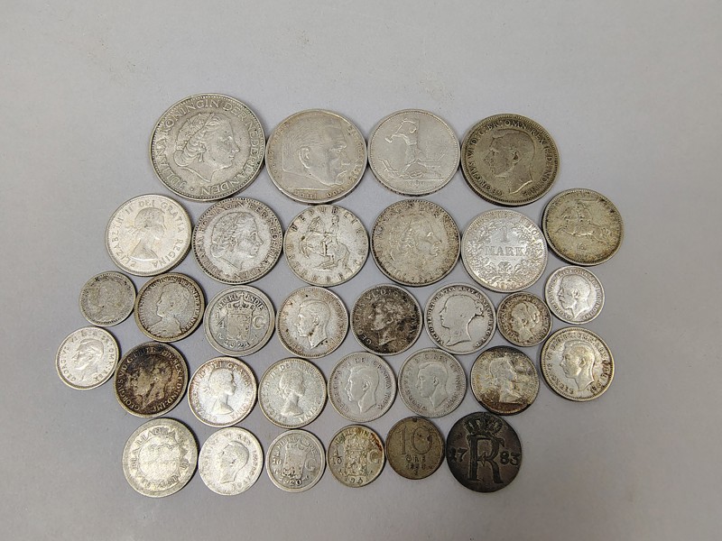 Silvermynt, Nederländerna, Tyskland, Ryssland, Canada m.fl.