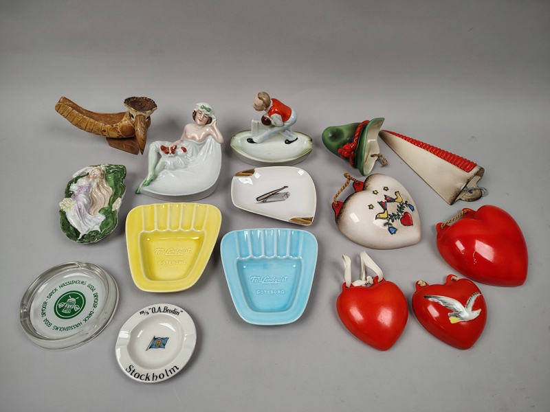 Div Porslin/keramik bl.a. väggvaser