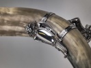 Större dryckeshorn, fot &beslag i nysilver