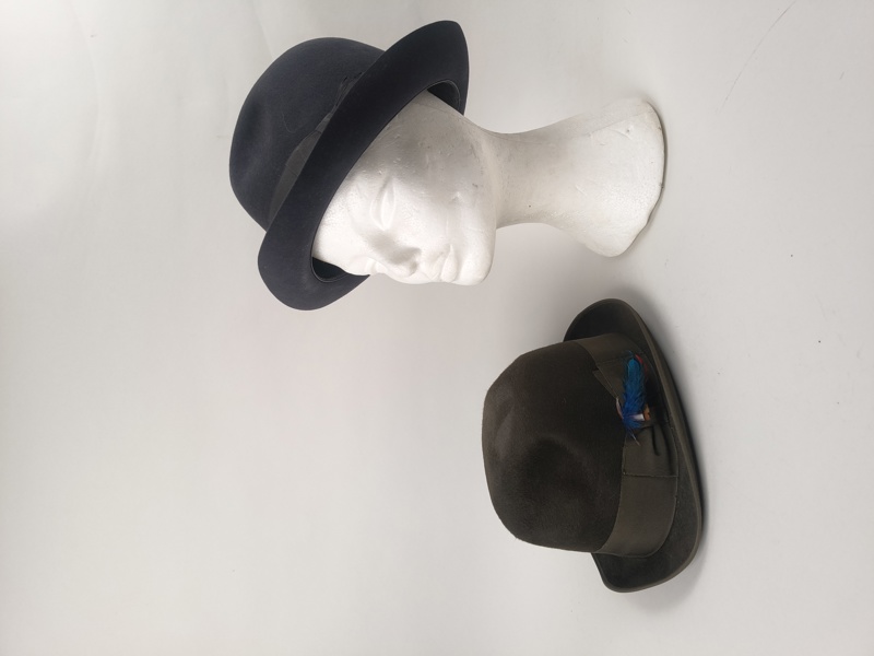 Hattar 2 st, Herr, Bäckströms Ystad