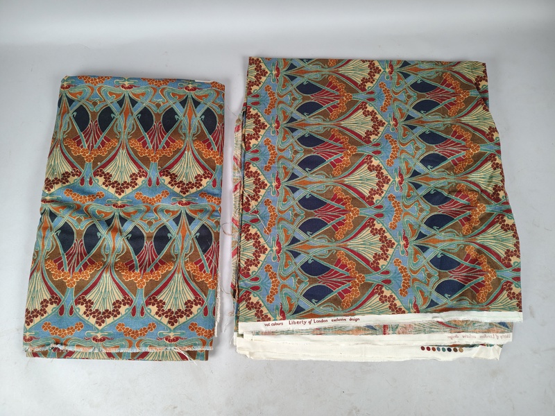 Tygstycken 2 st, Liberty of London, Exclusive design, Jugend-motiv