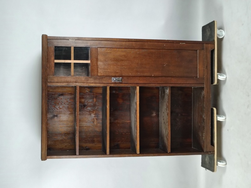 Bokhylla med sidoskåp, Jugend Ek