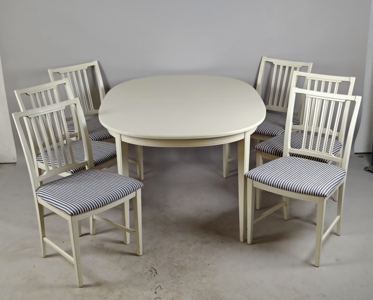 Matmöblemang, Herrgårdsstil, lackerat