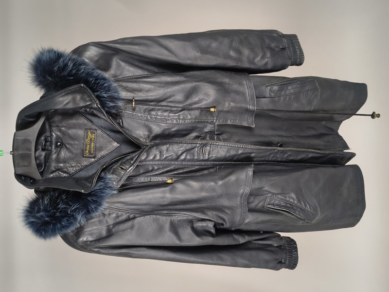 Skinnjacka, Dam Christo Design