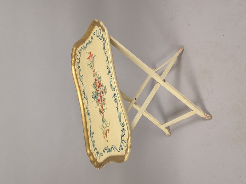 Brickbord, bemålat trä