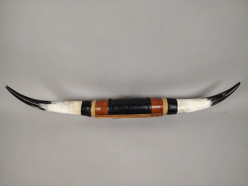 Väggmontage, Horn Ko