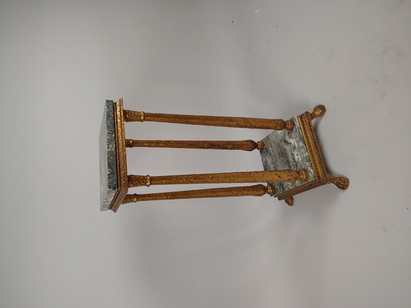 Piedestal, förgylld & marmor