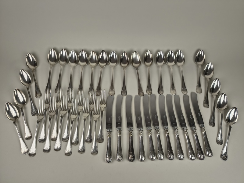  Bestickuppsättning, Fransk Lilja modell, Nysilver