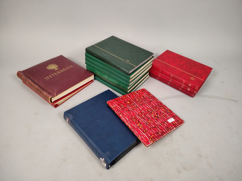 Parti frimärken, Världen 14 st album