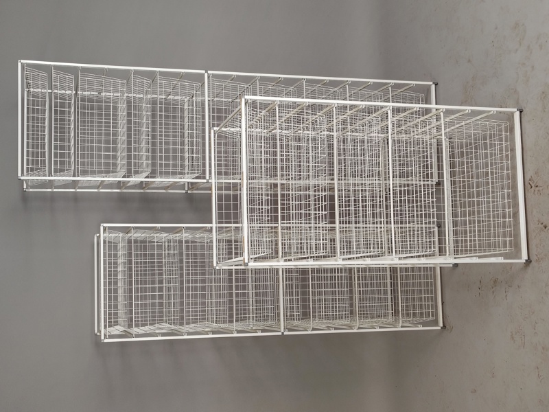 Trådbackar i stativ, Elfa