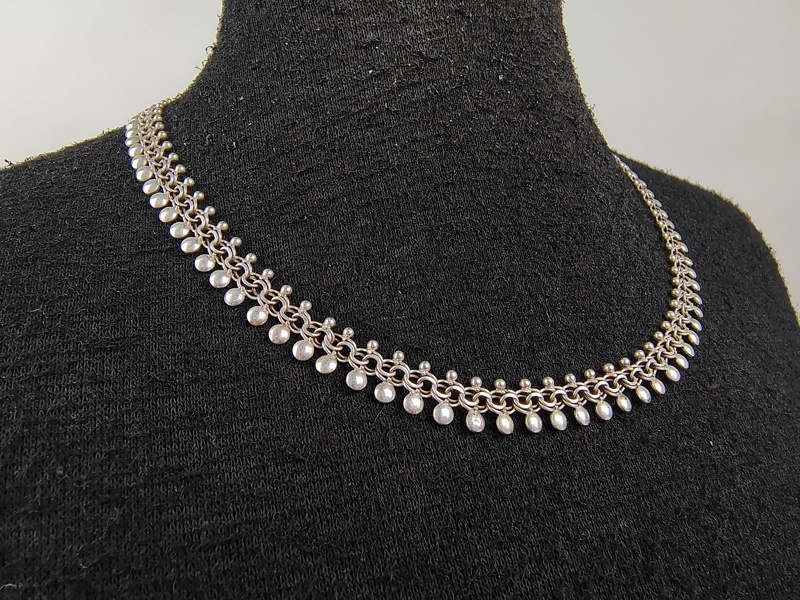 Halsband/Collier, Silver Doserad bismarch