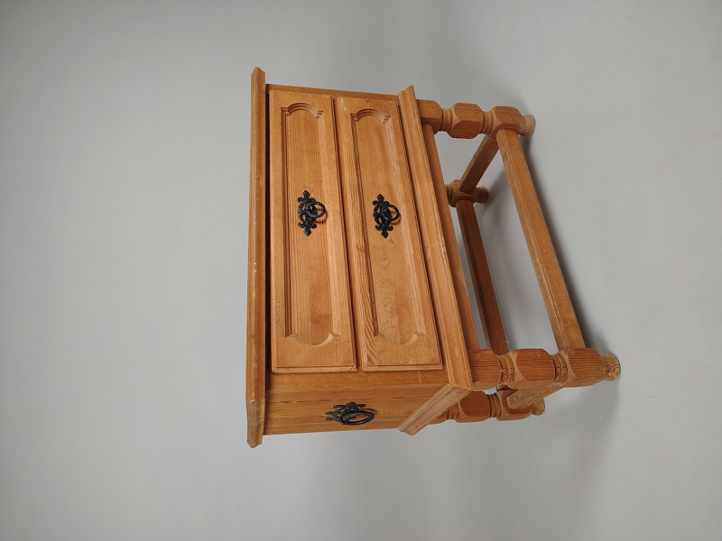 Byrå, furu, Krogenäs Möbler Norge