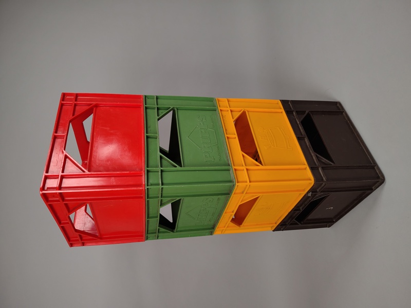 Plastbackar/förvaringsbackar 4 st bl.a. Pripps