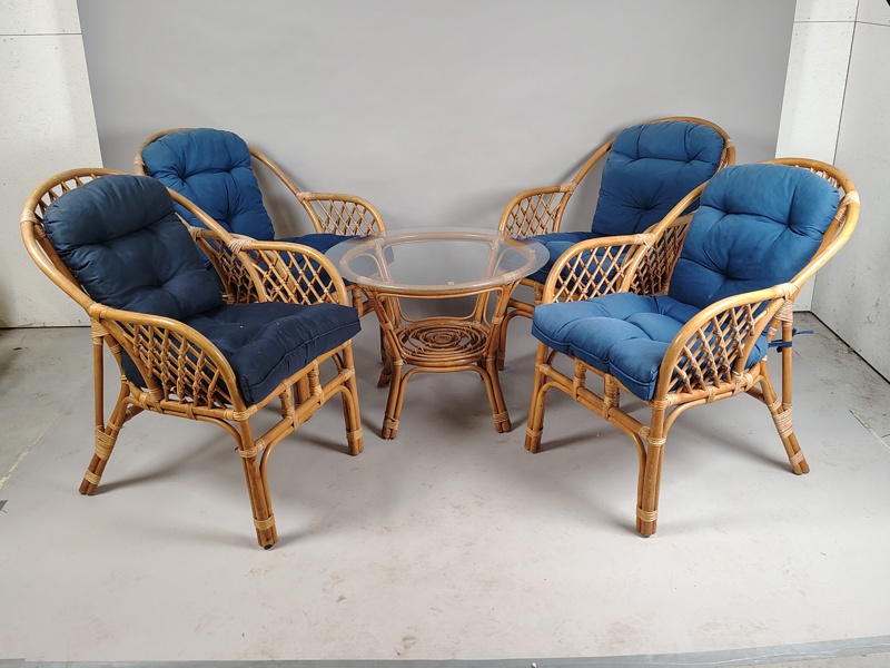 Trädgårdsmöblemang, Rotting