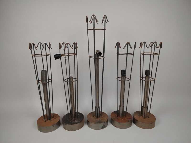 Golv-/bordslampor, Smide