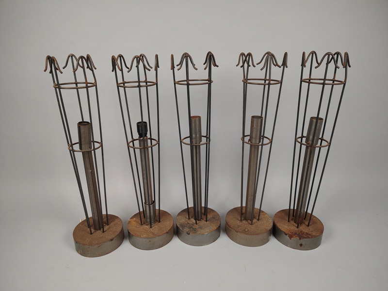 Golv-/bordslampor, Smide