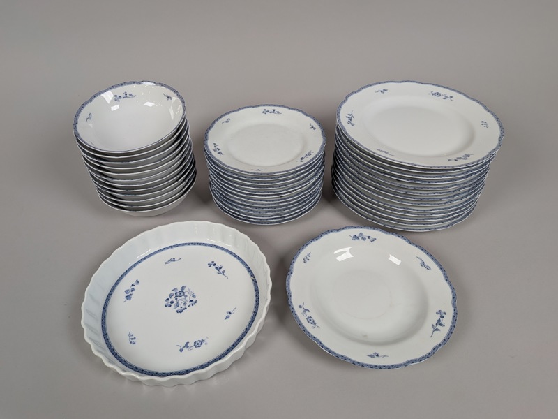 Matservis, "Blå Herrgård" Fyrklövern Christineholm