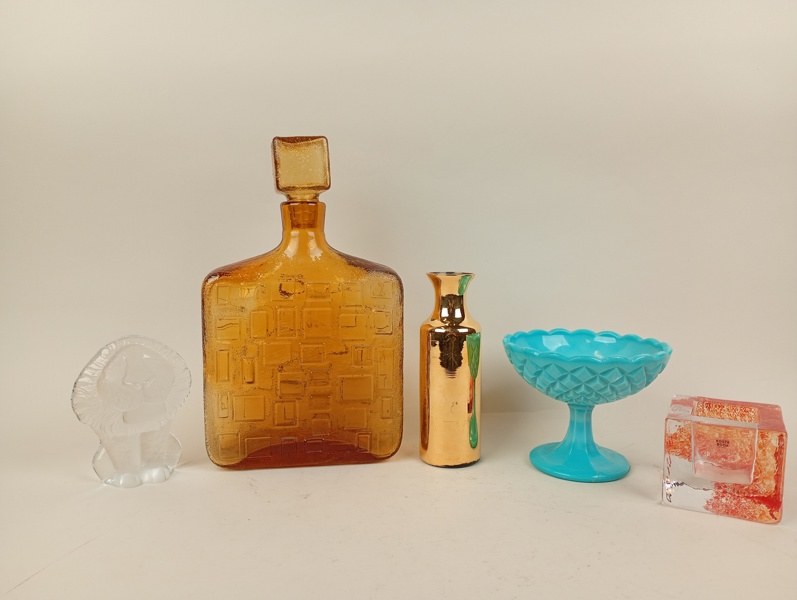 Diverse glas bl.a. "Brick" Anna Ehrner