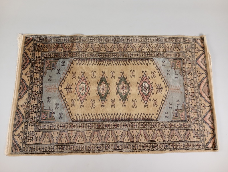 Orientalisk matta, handknuten