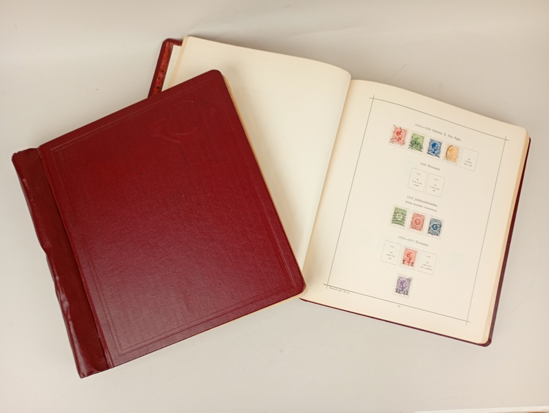 Frimärken, 2 album, Sverige