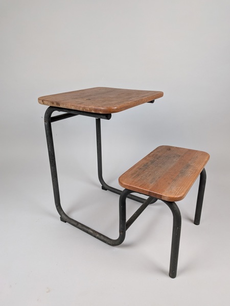 Stegpall, trä & metall