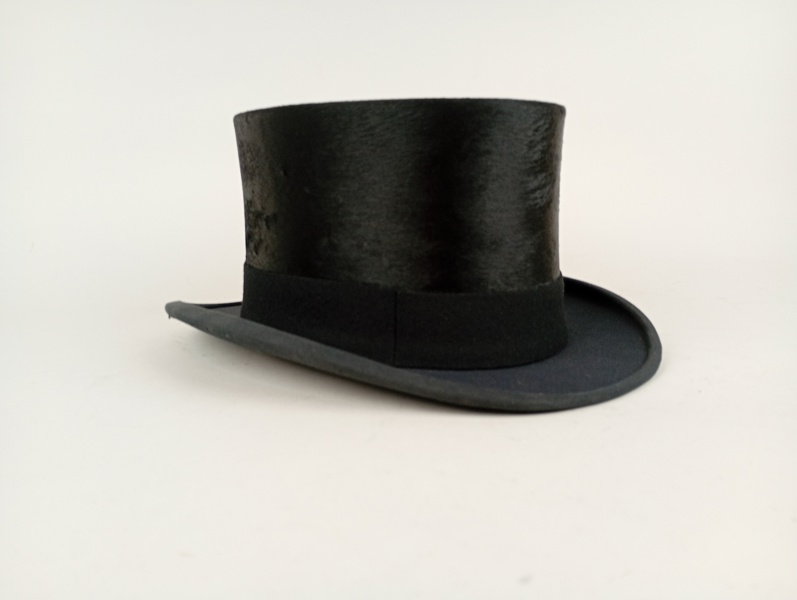 Högtidshatt, stl. 56