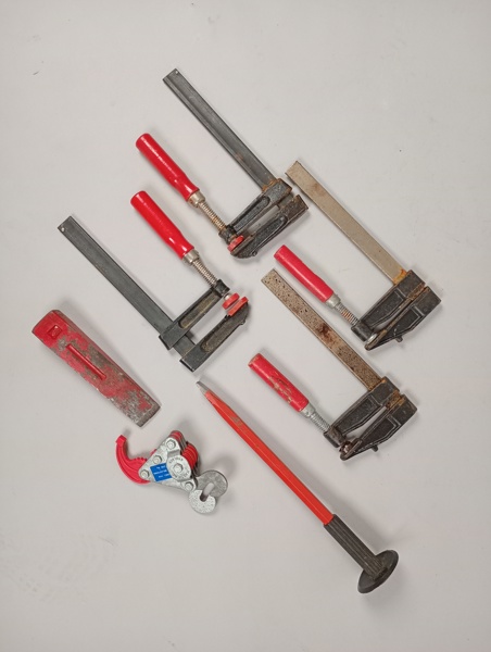 Diverse verktyg bl.a. Tving