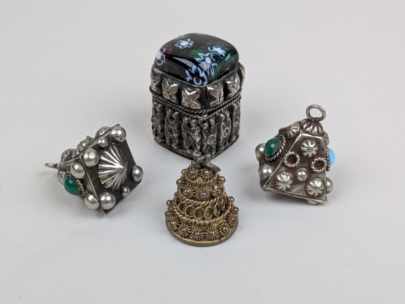 Silverhängen & silverpläterad dosa