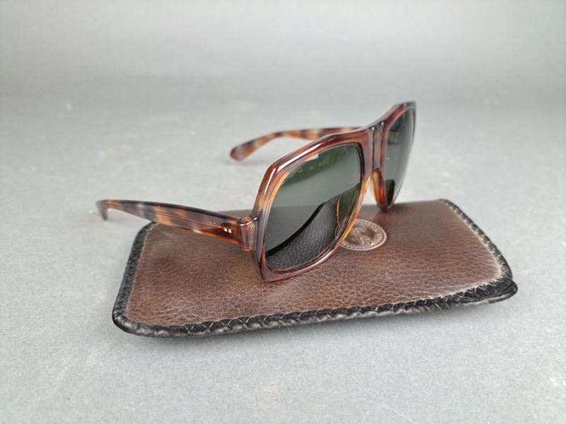 Solglasögon, Ray-Ban Bausch & Lomb, "Bradshaw Tortoise Shell"